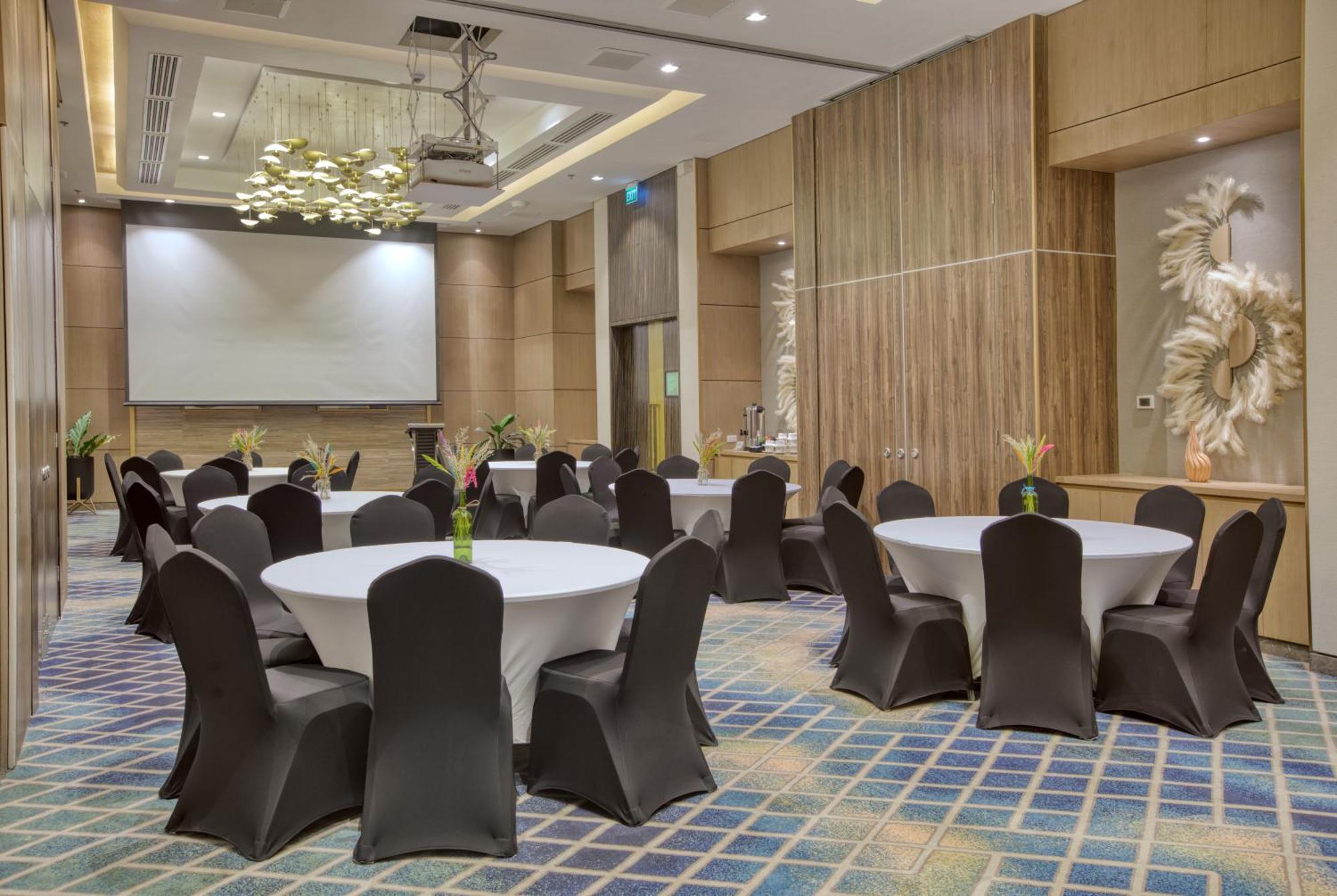Belmont Hotel Mactan Lapu-Lapu City Eksteriør bilde