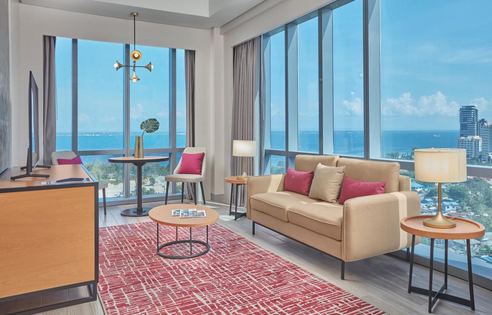 Belmont Hotel Mactan Lapu-Lapu City Eksteriør bilde